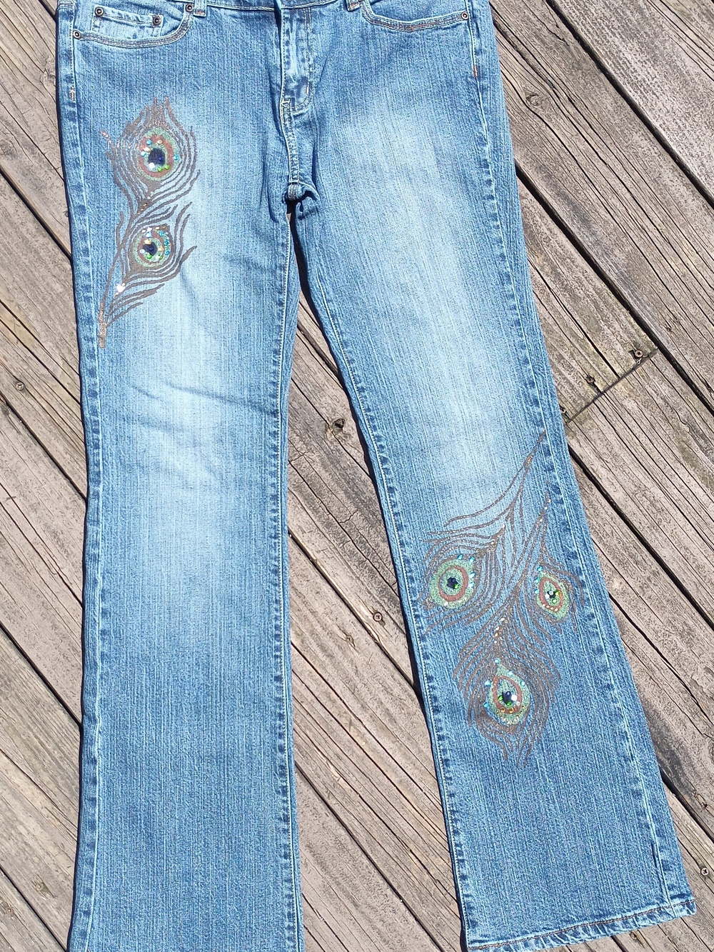 Women’s Rue 21  Light Blue Embroidered Peacock Feather Jeans